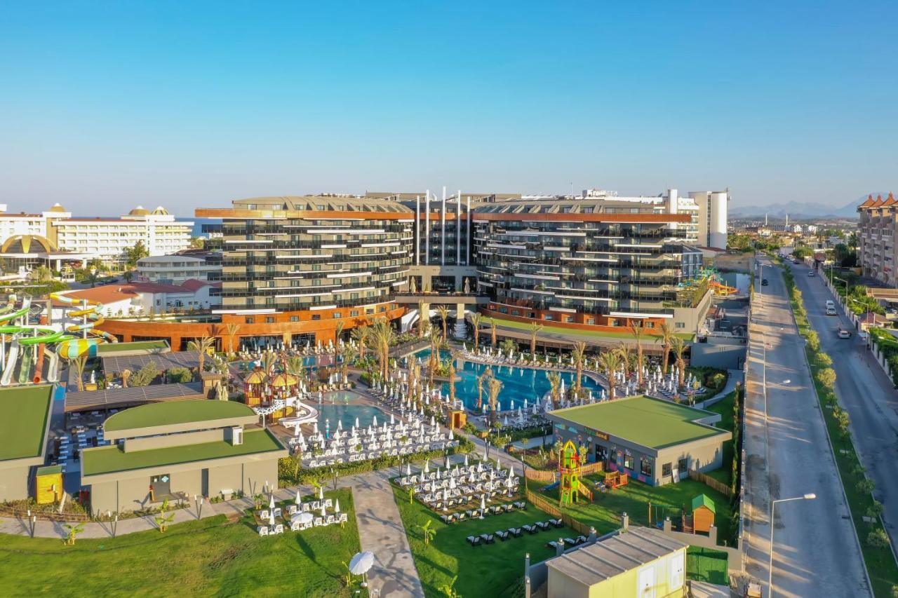 Calyptus Kirman Premium Hotel Side Exterior photo
