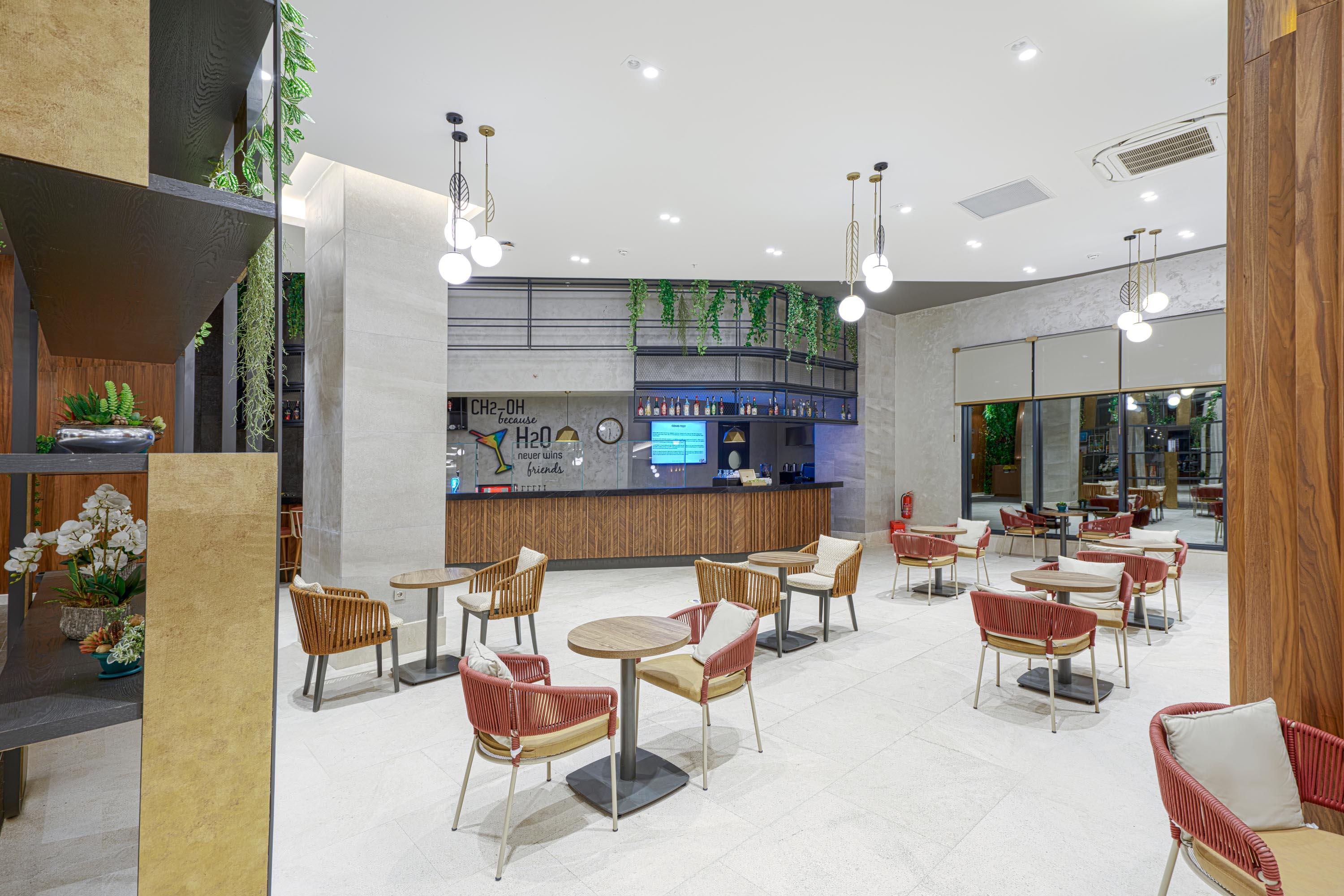 Calyptus Kirman Premium Hotel Side Exterior photo
